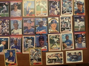 Texas Rangers Baseball Karten Lot 25 Karten pro Lot Ende 80’er - Bild 1 von 2