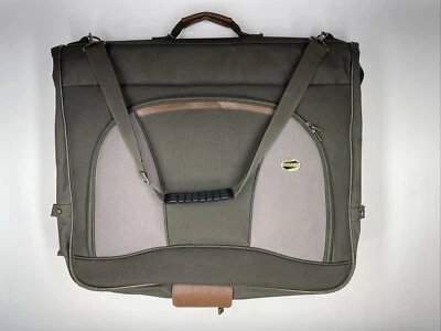 American Tourister Superset Garment Bag 20"H x 24" W x 4" D - Image 1 of 4