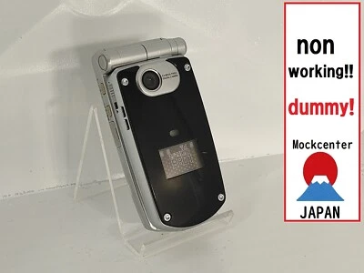 【¡Maniquí!】 Teléfono celular Panasonic P901i (color plata) docomo-japón no funciona Foto 1 de 3