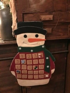 Primitive Christmas Snowman Count Down Calendar  Peg Door Hanger - Picture 1 of 11