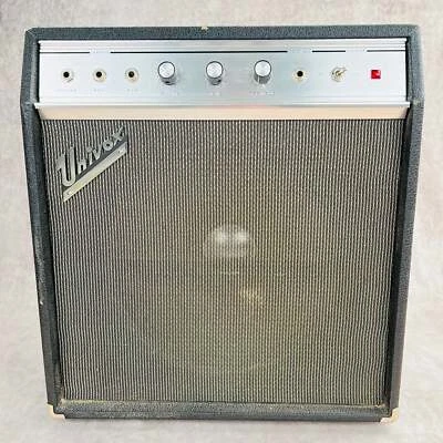 Комбинированный усилитель Univox U-45B 10 Вт 1x12 дюймов с тремоло 1967 - черный - Изображение 1 из 4