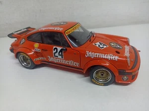 Exoto Porsche 934 RSR Turbo 24 Jagermeister 1976 Max Moritz Scala 1/18-Y1-L23 - Foto 1 di 13