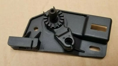 SKODA FABIA OCTAVIA MK2 FRONT BONNET RELEASE PULL HANDLE BRACKET ONLY 1J2823633A - Image 1 of 4