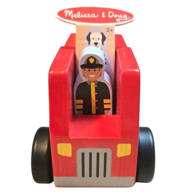 Camión de bomberos de madera Melissa and Doug juguete con bombero NUEVO Foto 1 de 4