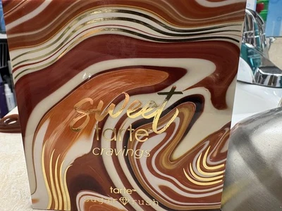 Paleta de sombras de ojos Tarte Sugar Rush Sweet Cravings  Foto 1 de 4