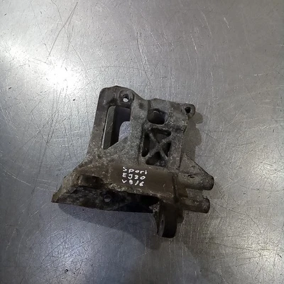 Soporte de soporte de compresor de aire acondicionado Subaru Impreza GC8 1997-2001 V4-6 Foto 1 de 4