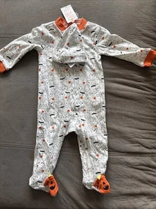 Carter’s Baby Halloween Kürbis Langarm Pyjama Anzug mit Füßen und Mütze 9M Neu mit Etikett - Bild 1 von 6