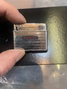 Encendedor De Colección PALOMA, Pedernal, Gasolina, Patente, Japón con Logotipo ÁRABE - Imagen 1 de 5