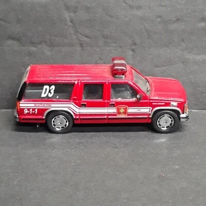 1998 Code 3 Collectibles Boston Fire D3 Suburban Limited Edition 1 Of 25000 1/64 - Picture 1 of 7
