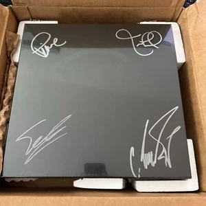 Simple Plan – Simple Plan Limited Collection Vinyl Box Set Signed x/1500 - New ✅ - Picture 1 of 9
