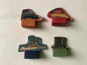 Vintage Monopoly Wooden Base and Card Playing Pieces (1940s Edition) - Imagen 1 de 10