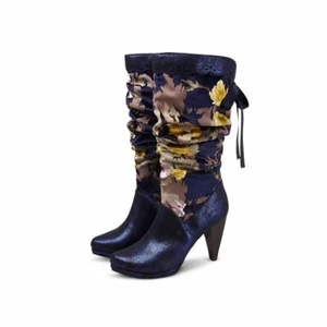 Stivali donna Ruby Shoo Athena (Navy) al ginocchio/midi anni 80 retrò tacco prezzo consigliato £ 80,00 - Foto 1 di 3