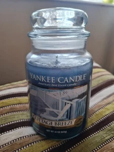 YANKEE CANDLE Large Jar. Cottage Breeze. 623g. 22oz. 120-150hrs Burn Time. New. - Picture 1 of 3