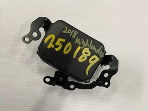 2017-2019 TOYOTA HIGHLANDER CRUISE CONTROL DISTANCE RADAR SENSOR OEM 88210-07010 - Picture 1 of 10