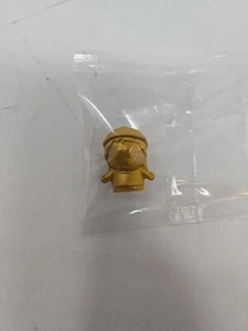 South Park Micro Figuras Wendy Metallic Gold Chase Figura Sellado Misterio - Imagen 1 de 4