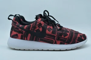 Zapatillas deportivas Nike Roshe One Print rojas y negras 844958-800 para mujer talla 9,5 - Imagen 1 de 8