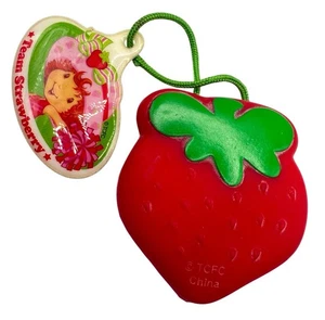 Vintage Strawberry Shortcake Girls Plastic Coin Purse - Picture 1 of 7