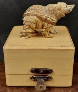 IMPERIAL PETERHOF GRANILE FACTORY RUSSIAN STONE LION WITH RUBY EYES AND BOX - Picture 1 of 8