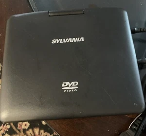 Sylvania SDVD7004 7" Portable DVD Player AC/DC Power Adapter - Picture 1 of 5