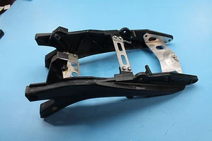 548 06-07 SUZUKI GSXR750 REAR SUBFRAME BACK SUB FRAME - Imagen 1 de 5