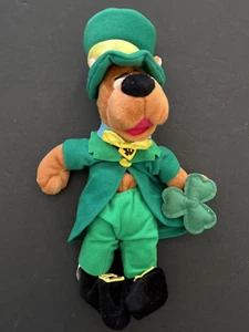 Vtg 1999 Warner Bros Store Scooby Doo Leprechaun Plush Bean Bag St Patrick’s Day - Picture 1 of 5