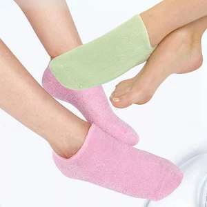 Sun & Sia Moisturising Gel Sole Hydrating SPA Socks Enriched with Natural Oils - Picture 1 of 13
