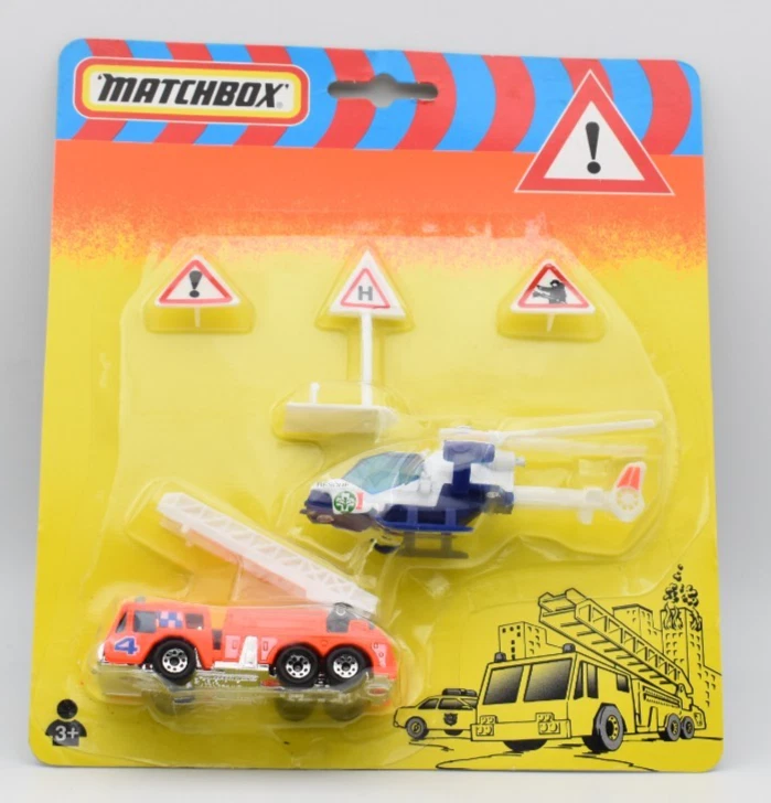 Matchbox Superfast Rescue Set Ladder Fire Engine and Helicopter - Image 1 of 2