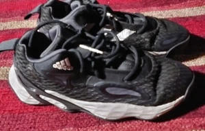 Adidas Exhibit Basketball Shoe (H67738) Black and White Size 6.5 - Picture 1 of 4
