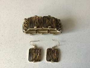 Stunning Gold and tiger & leopard print bracelet and earings set - Picture 1 of 4