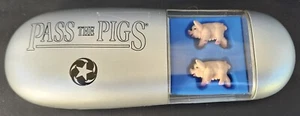Milton Bradley 2005 Pass the Pigs Dice Game - Travel Size [COMPLETE] (EUC) - Picture 1 of 8