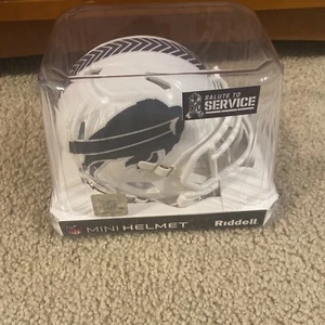 2024 Buffalo Bills Salute To Service Riddell Speed Mini Helmet - Picture 1 of 7