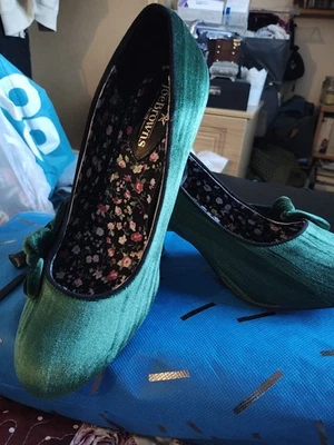 Women's Mid-Block Heel Court - Image 1 of 4