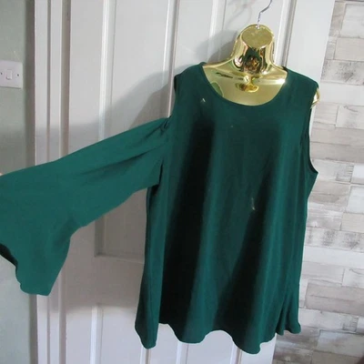 NEW LOOK ● size 24 ● green cold shoulder Xmas party blouse top womens ladies - Image 1 of 4