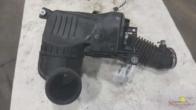 2021 Honda Pilot Air Cleaner - Image 1 of 4