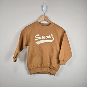 Nike Kids Swoosh Sweatshirt Size XS/6x-7 Tan Pullover HJ6234-201 Oversize Crew - Picture 1 of 4