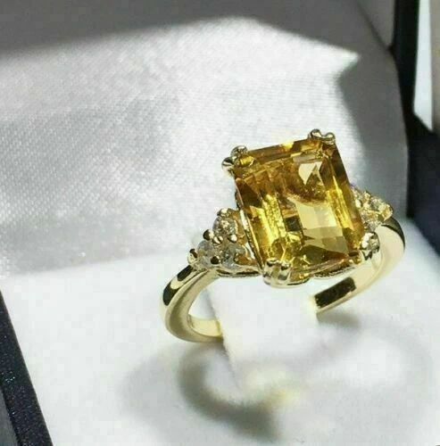 Anel feminino folheado a ouro amarelo 14K corte esmeralda citrino amarelo e diamante 4 quilates - Imagem 1 de 3