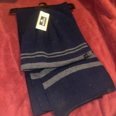 Juego de bufanda y sombrero Dockers para hombre  Foto 1 de 2