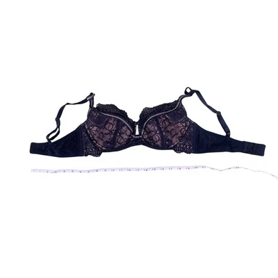 Sujetador Bendon Balck con aros, talla 38C Foto 1 de 4