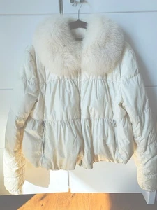 Prada Daunenjacke (kurz), Größe 44, in klassischem Weiß  - Bild 1 von 8