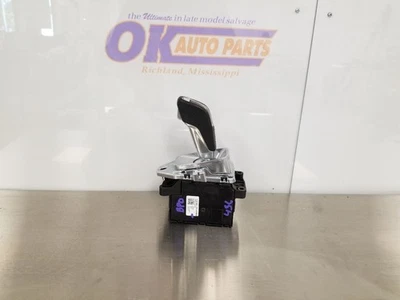 Jaguar F-Pace SVR 19 2019 5,0 L palanca de cambios automática 30SLK10345165 Foto 1 de 4