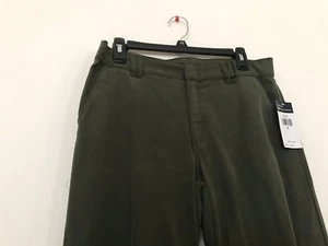 Chaps Palm Point Cropped Hose, Oliv Mid Rise Straight Through Hüfte & Oberschenkel - Bild 1 von 3