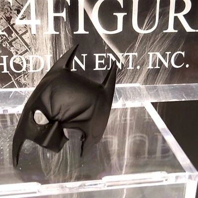 Hot Toys MMS627 猫女黑暗骑士 1/6 比例活动人偶仅蝙蝠侠斗篷  — 第 1/4 张图片