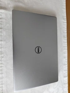 Dell Laptop XPS 13 7200 13.3" Core i5-7200U 8GB 256 SSD Windows 11 - Picture 1 of 4