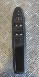 Commande de lève vitre avant gauche - CITROEN C4 II (2) PHASE 1 - 96657050ZD - Picture 1 of 5