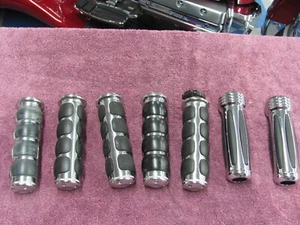 Honda Goldwing Kuryakyn ISO Grips Chrome! - Picture 1 of 11
