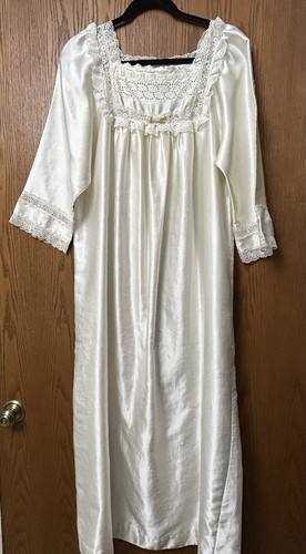 Camicia da notte lunga vintage Christian Dior raso pizzo Cottagecore vittoriana SAKS Med