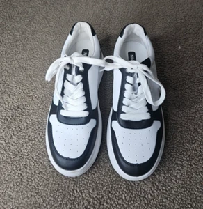 Nine West Calpha 3 womens Sneaker 8M Black/White Faux Leather Platform - Picture 1 of 17