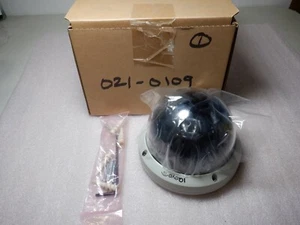 IQEYE 021-0109 SECURITY CAMERA - Picture 1 of 3