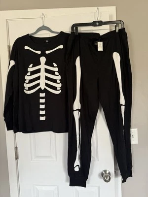 Pijama inspirado em Halloween caveira esqueleto brilho no escuro tamanho 1X - Imagem 1 de 4