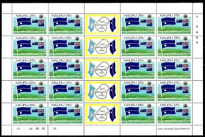 1980 Nauru Sheet SC#221 Independence MNH Nauru, Australia, U.K &New Zealand flag - Picture 1 of 2